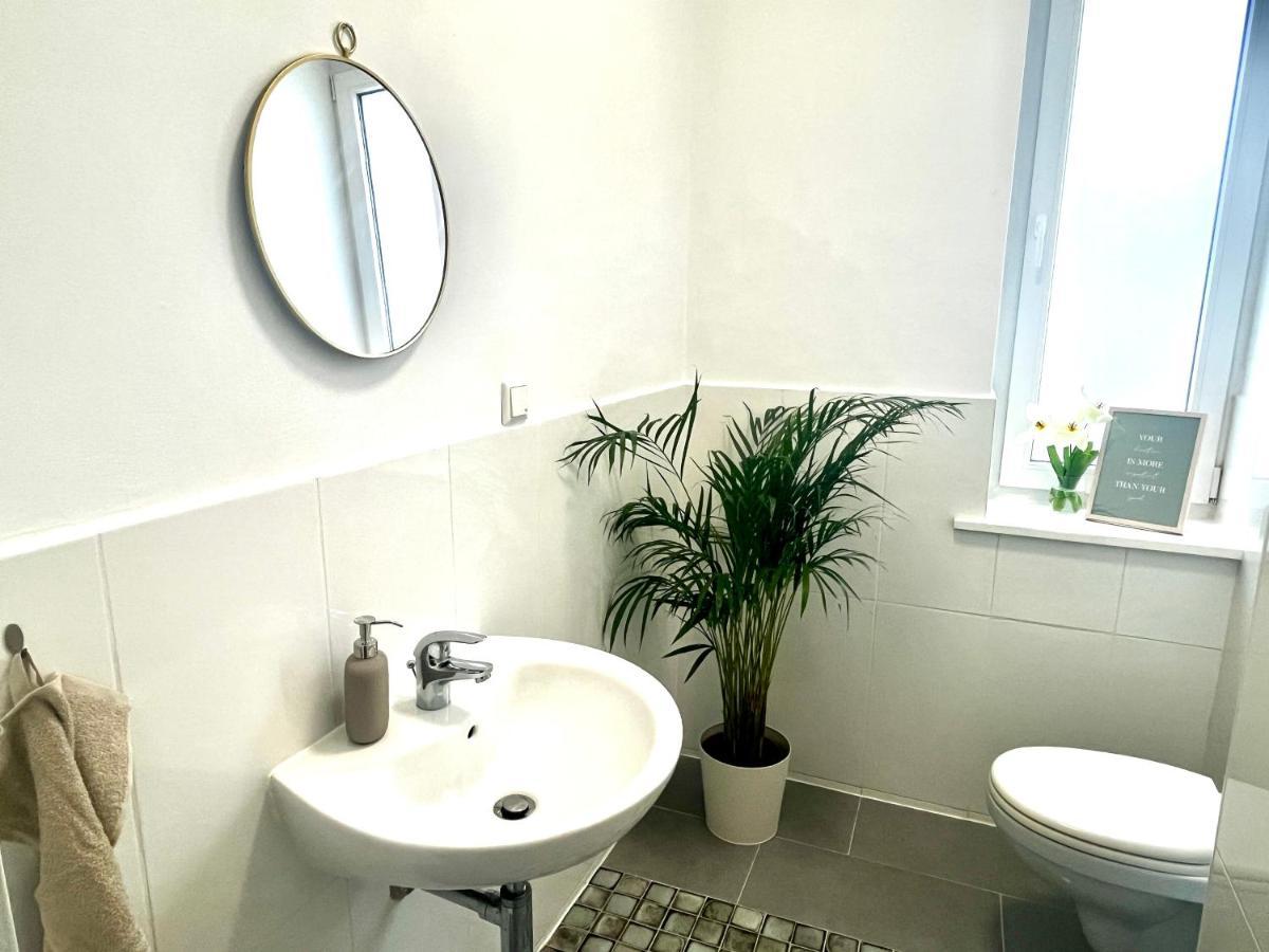 Design Apartment - Parking - Kingsize-Bett - 2X Bad - Zentrum Hannover Eksteriør billede
